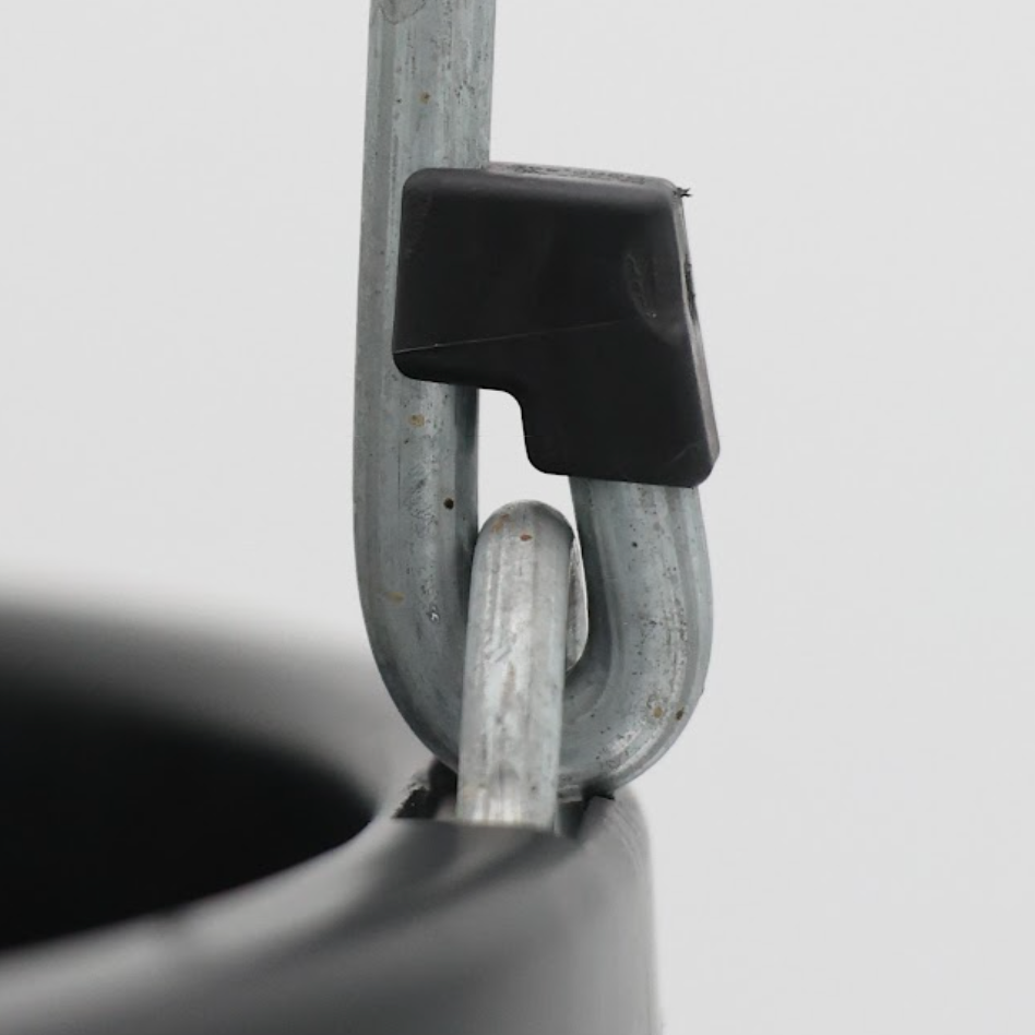 The Solo Bucket - 20 Quart Flat-Backed Bucket